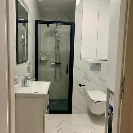 Near Chopin Airport Βαρσοβία